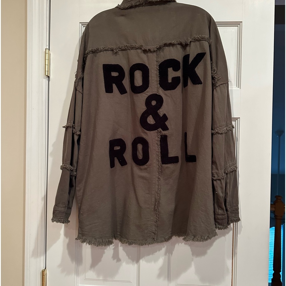 Jacket/Shacket - image 3